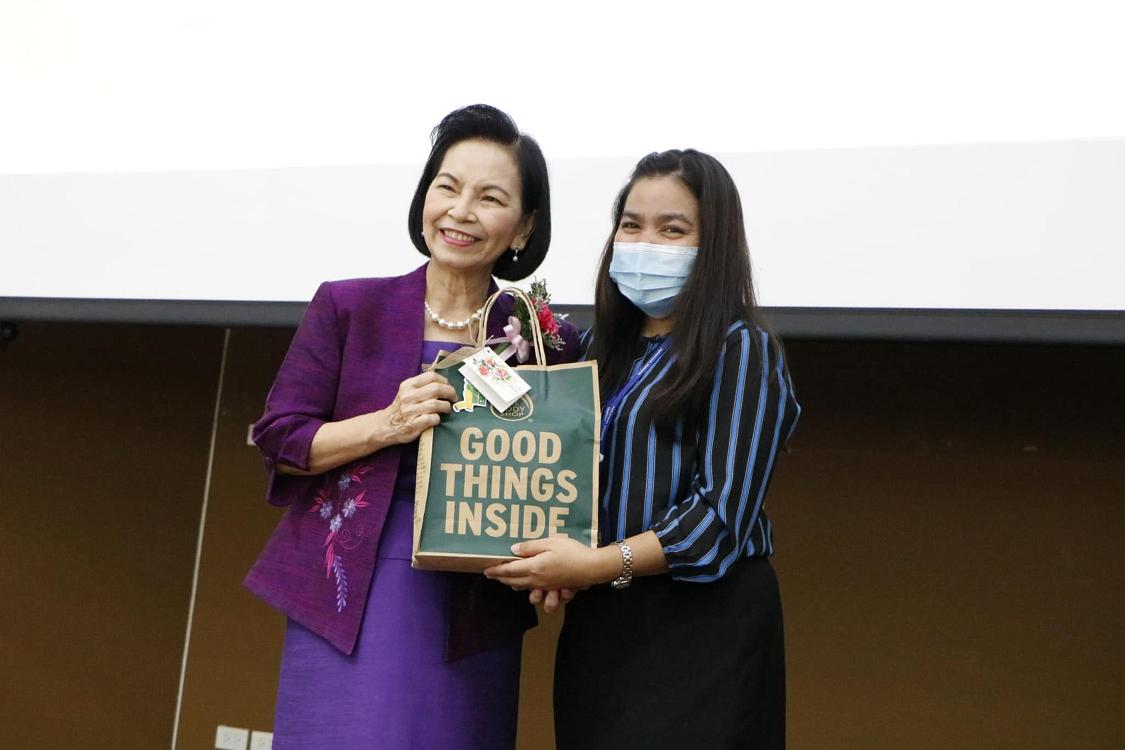 งานแสดงความยินดี32