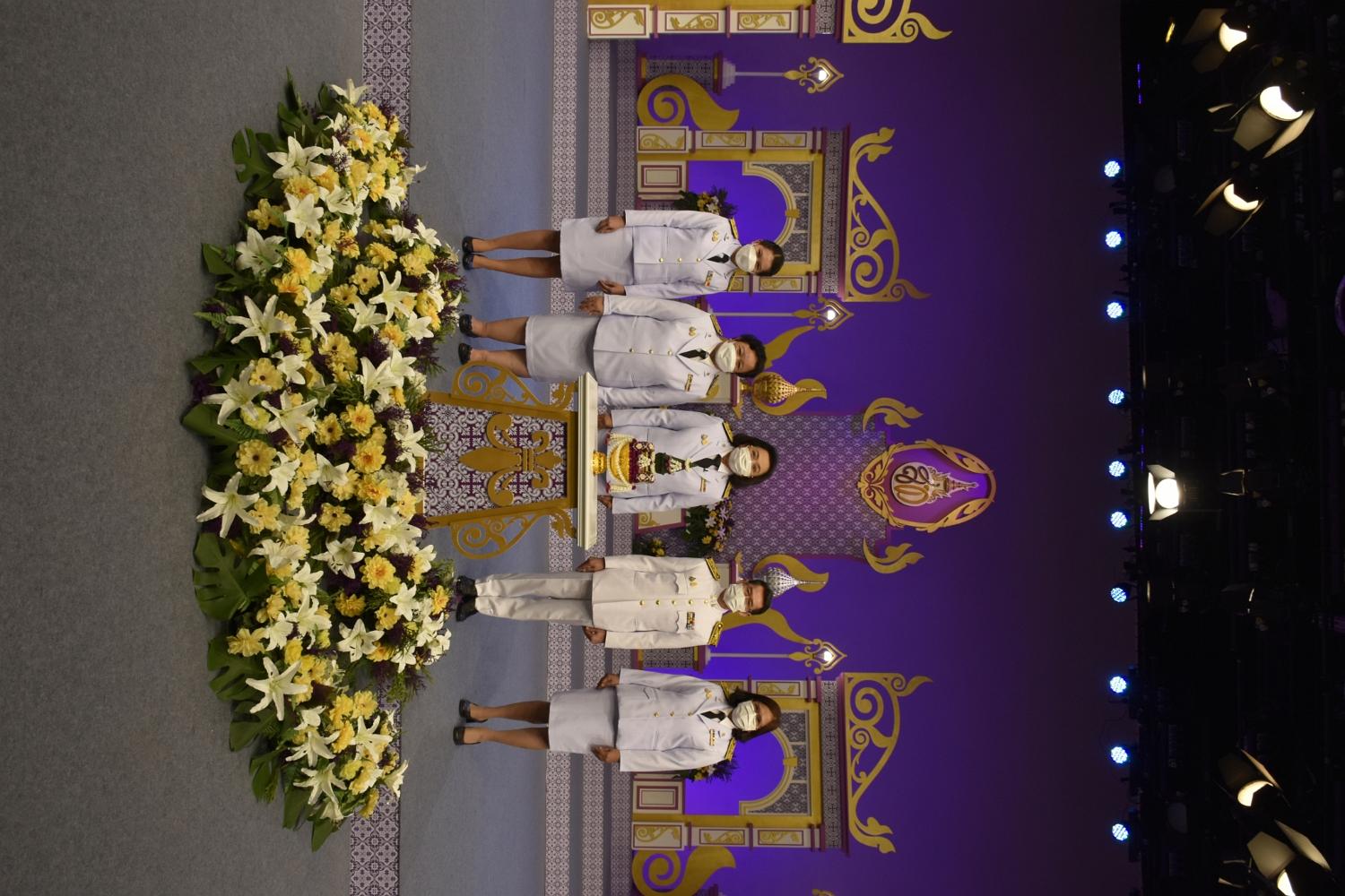ร่วมบันทึกเทปถวายพระพร 5
