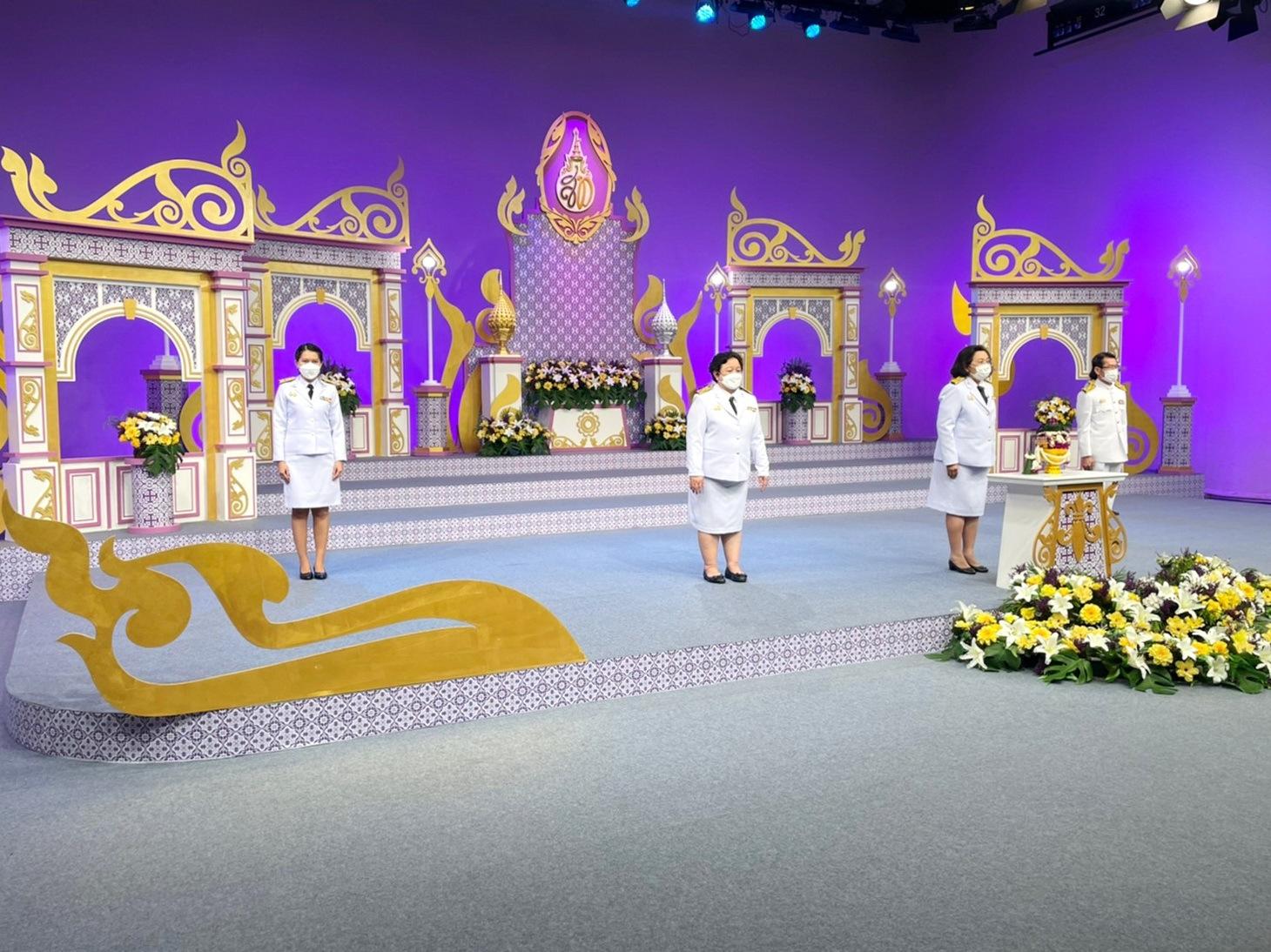 ร่วมบันทึกเทปถวายพระพร 7