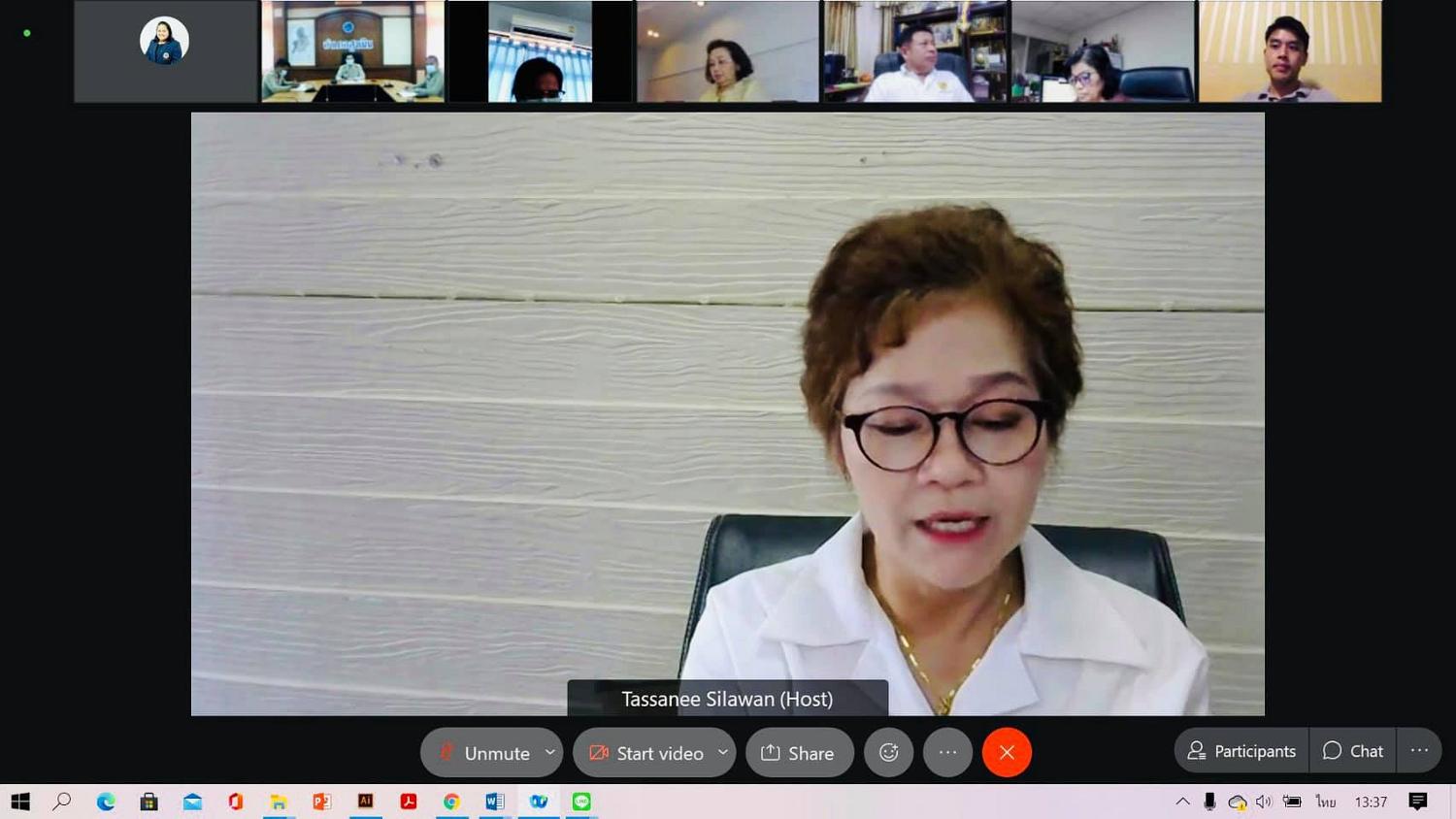 ประชุมคณะกรรมการ4