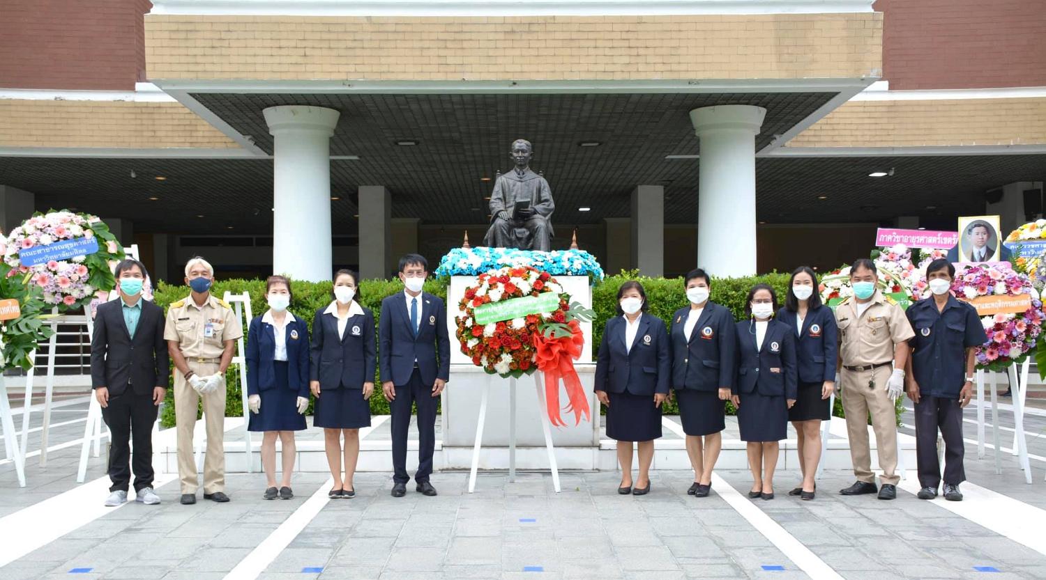 พิธีวางพวงมาลา10