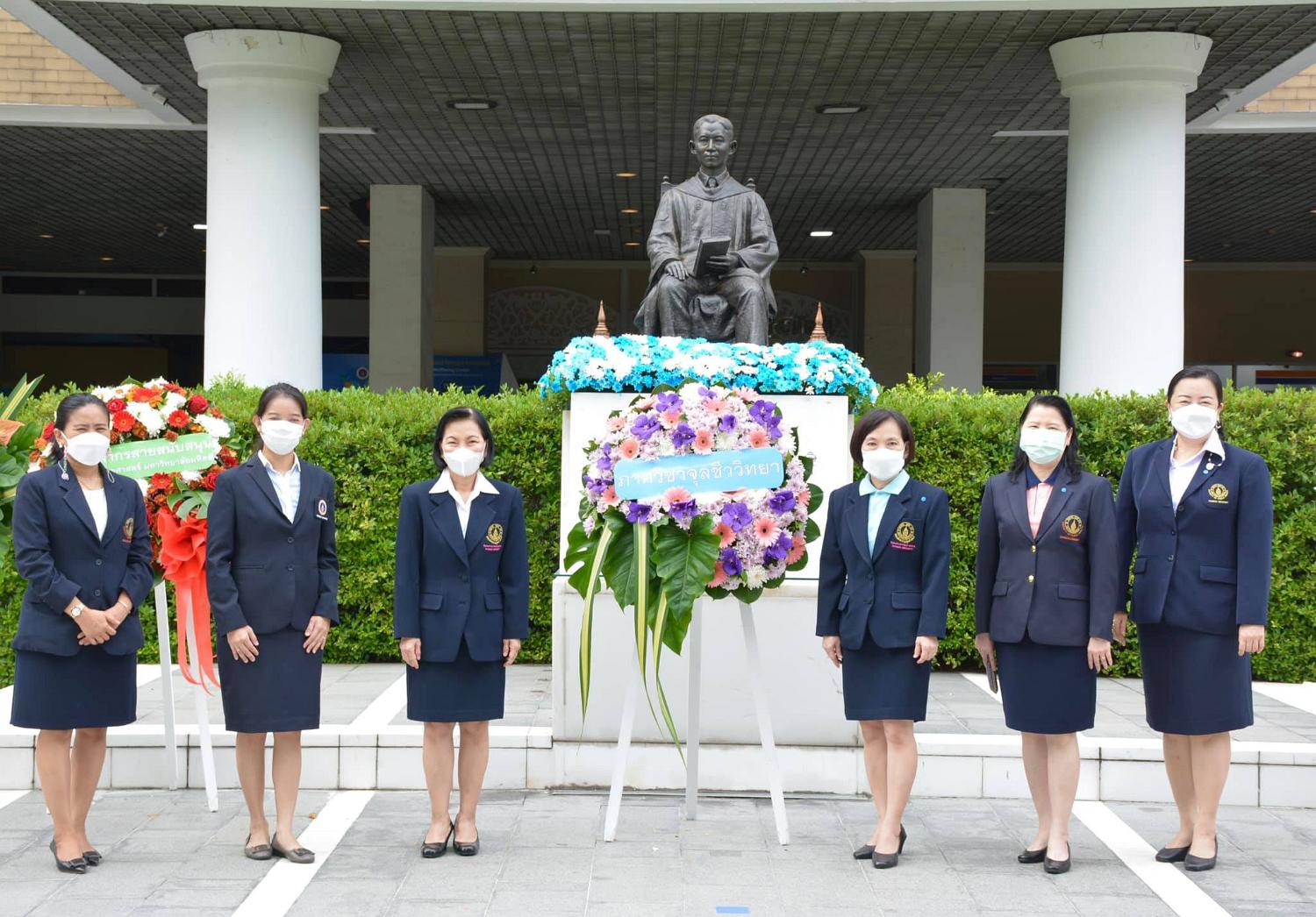 พิธีวางพวงมาลา12