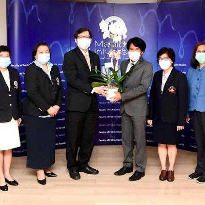 แสดงความยินดี5
