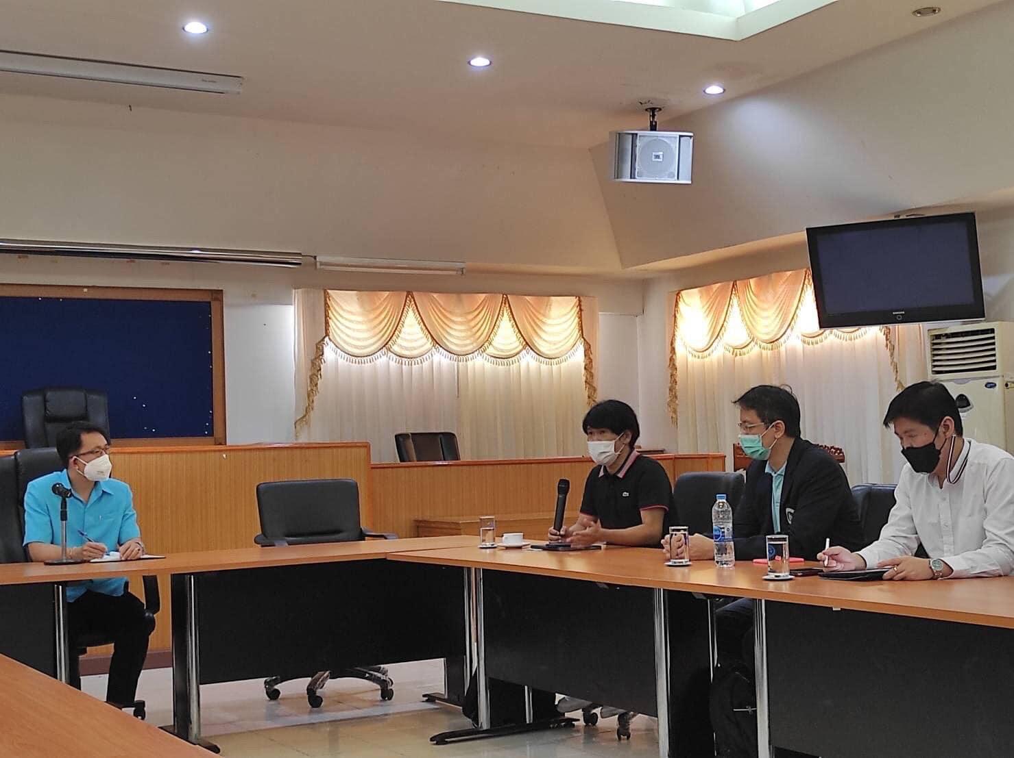 พบนายกเทศมนตรีสูงเนิน3