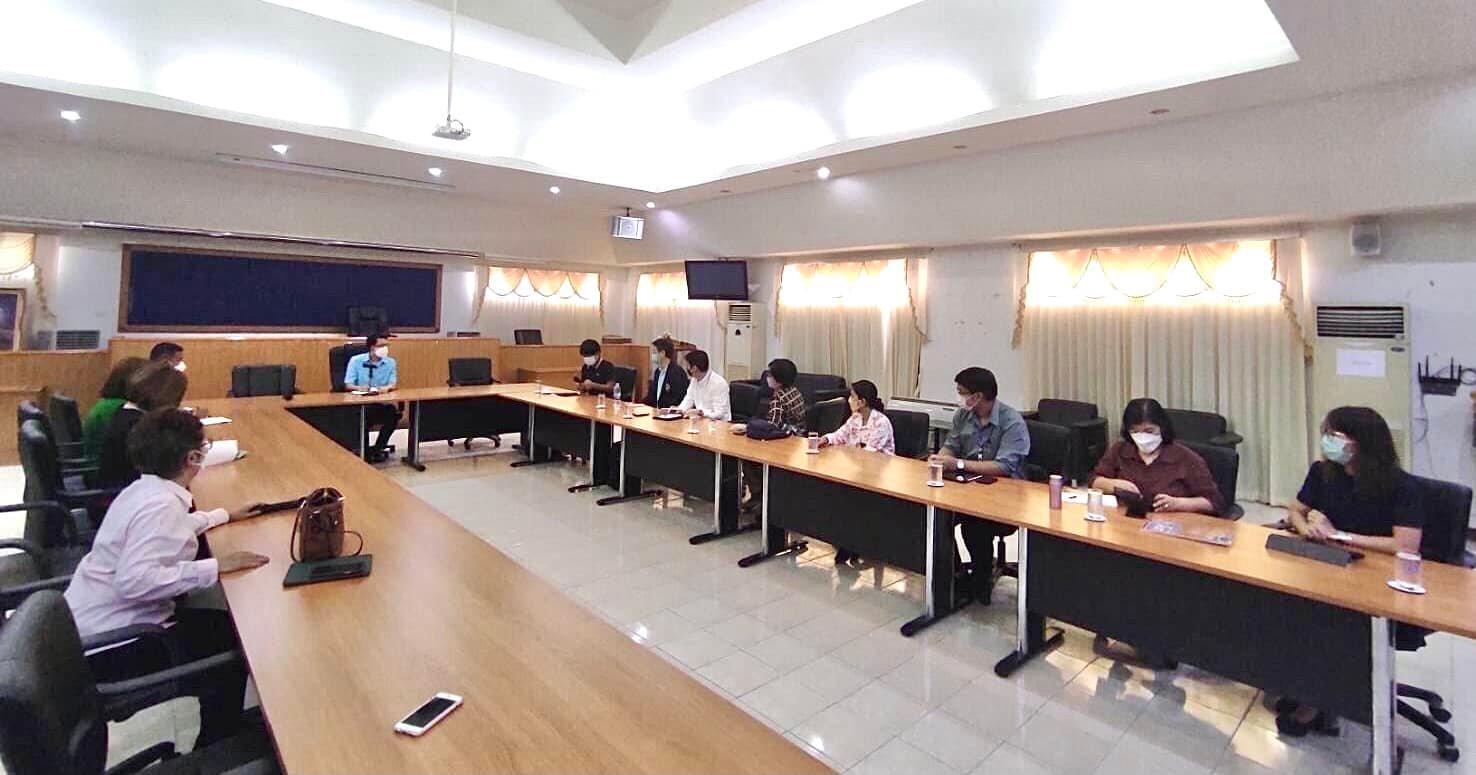 พบนายกเทศมนตรีสูงเนิน5