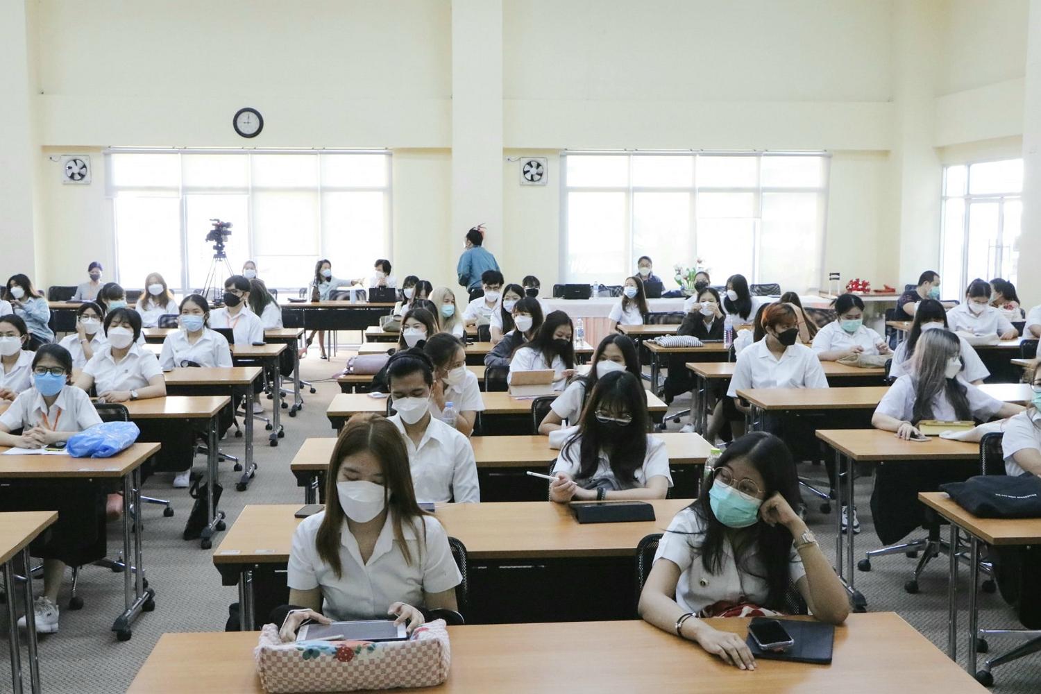 ปฐมนิเทศ6