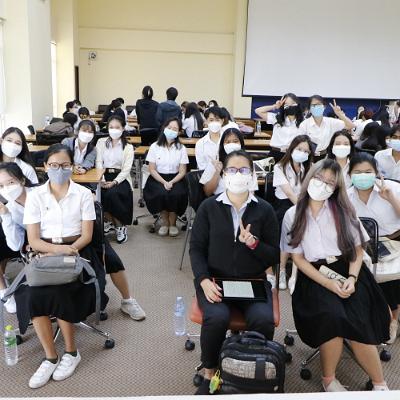 ปฐมนิเทศ12