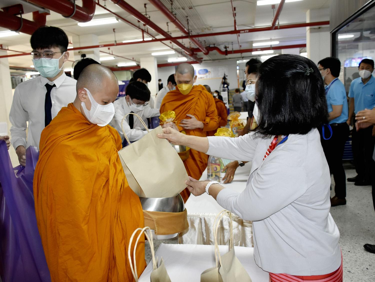 พิธีทำบุญฯ11