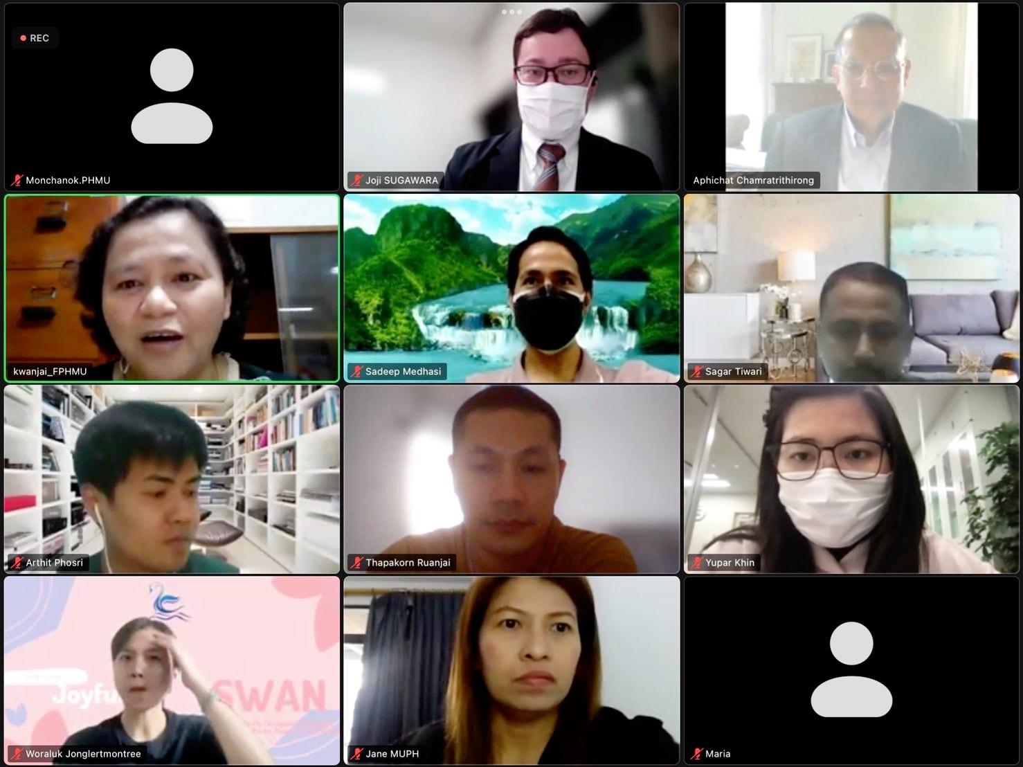 รับฟังบรรยาย2