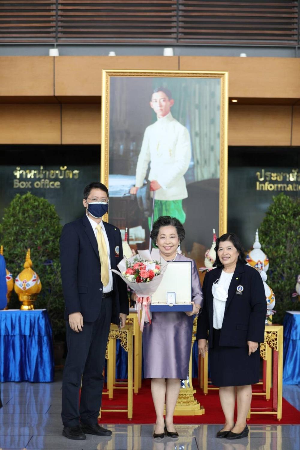 ร่วมงานครบรอบ16