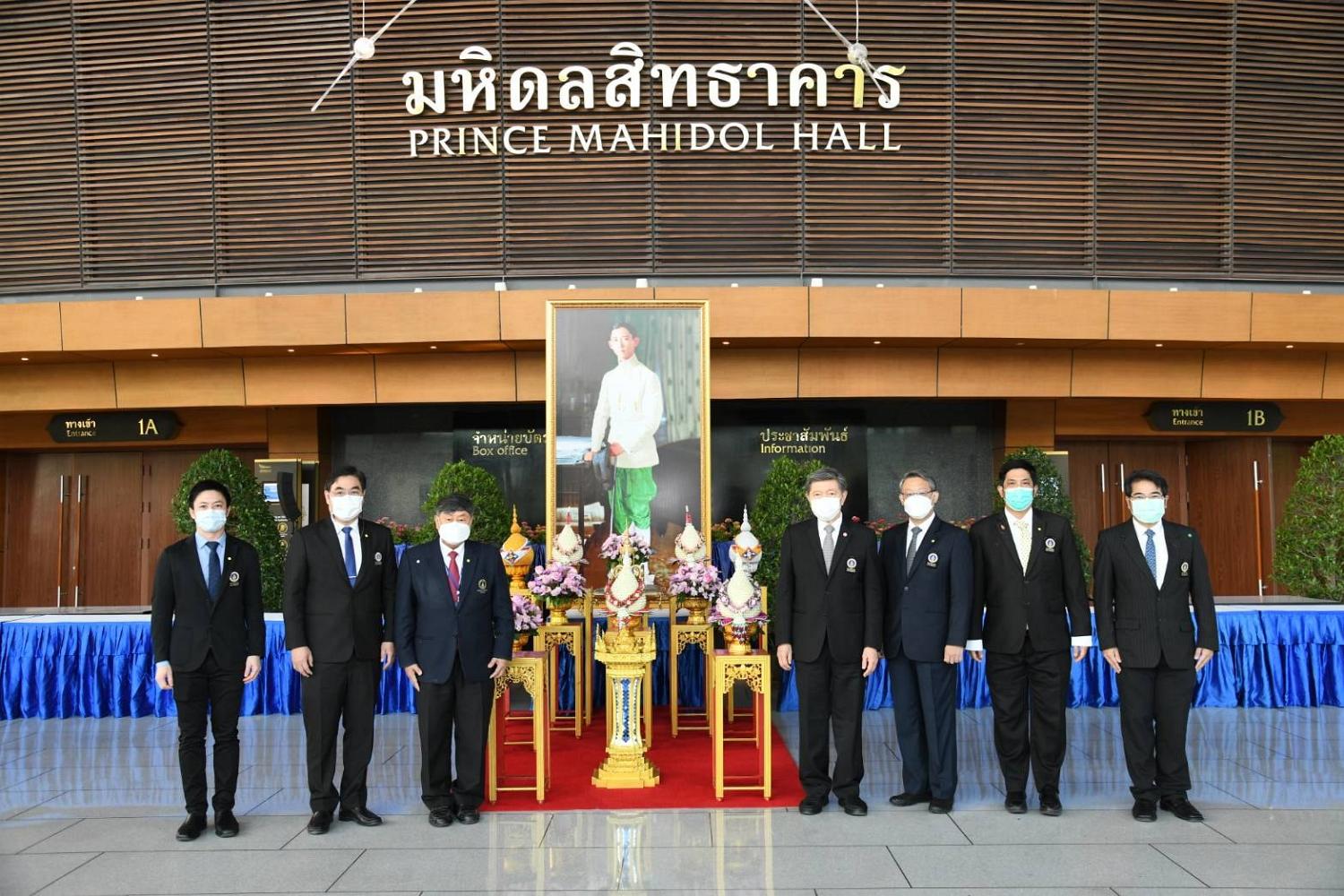 ร่วมงานครบรอบ6