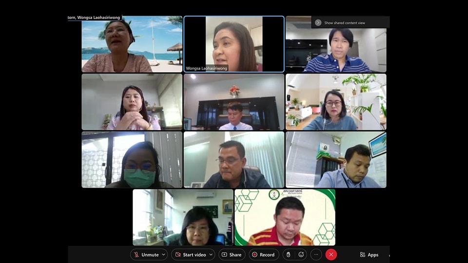 ประชุมคณะกรรมการ1