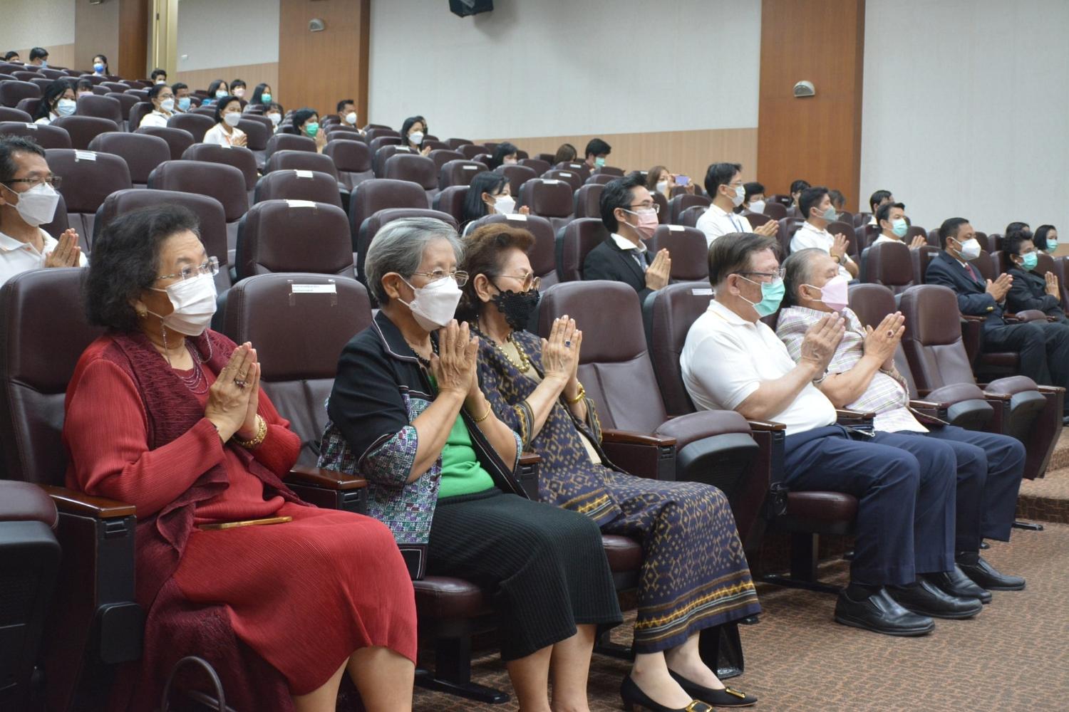 75 ปี7