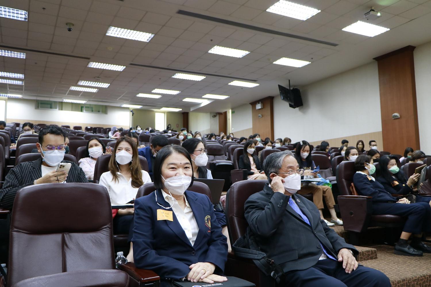 ประชุมวิชาการ6