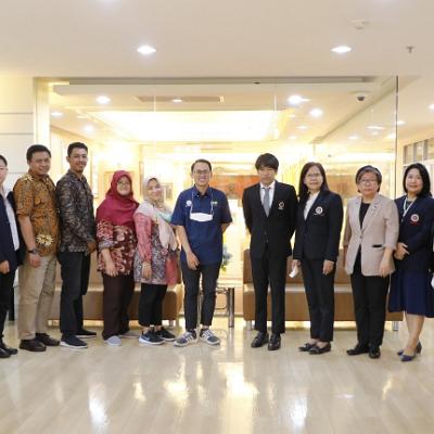 การต้อนรับผู้บริหาร1