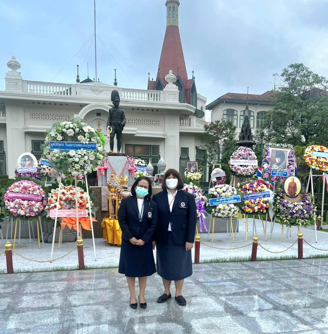 พิธีวางพวงมาลาถวายสักการะ2